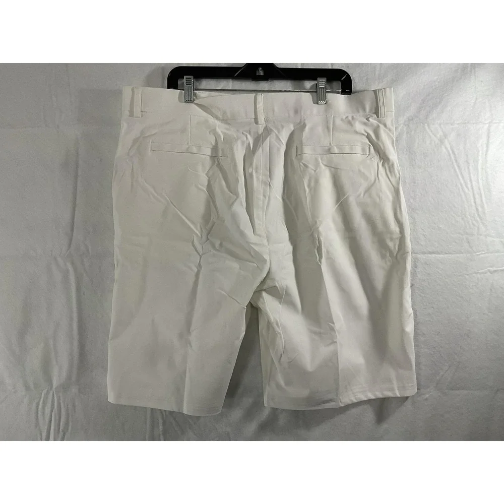 Soothfeel Shorts Mens 40 White Chino Pleated‎ Microfiber Zip Fly Pockets
